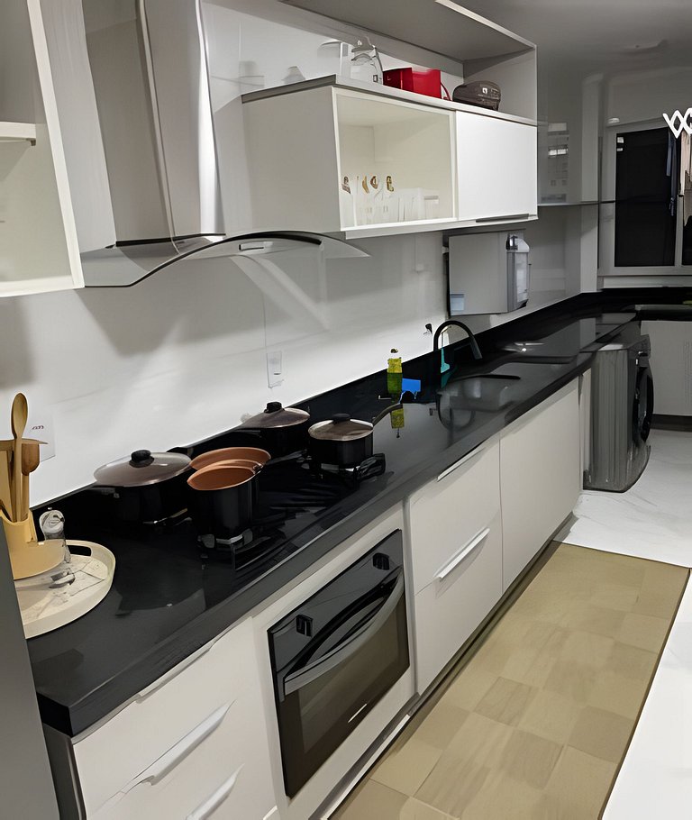 5min Praia do Forte | Apto Premium c/ Garagem