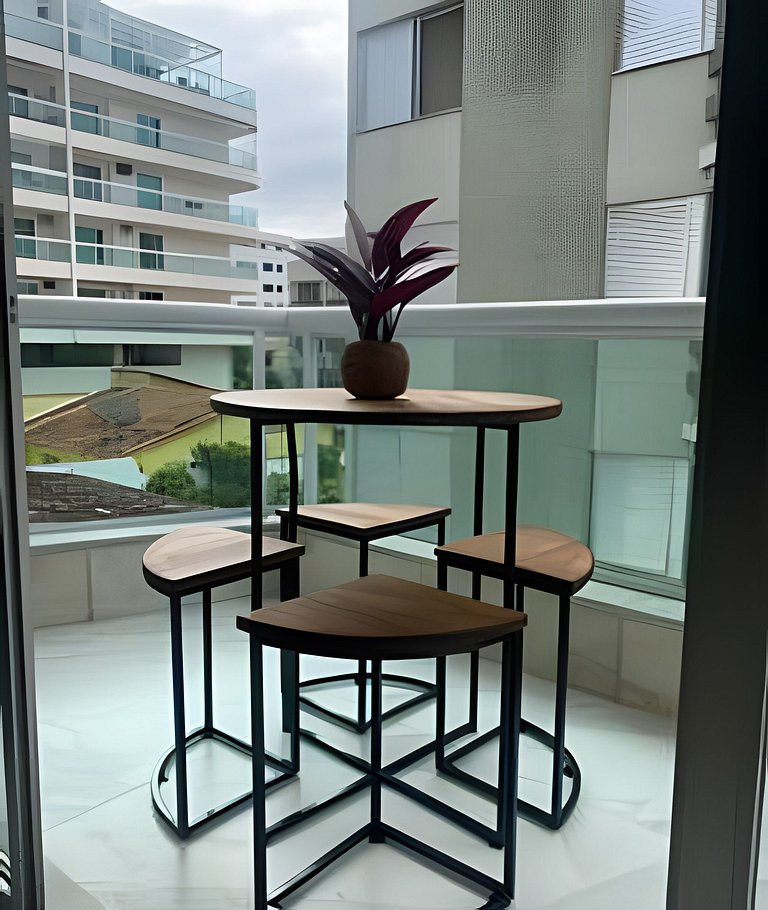 5min Praia do Forte | Apto Premium c/ Garagem