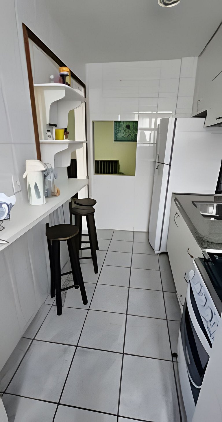 Apartamento Pé na Areia com Ar a 100m da Praia