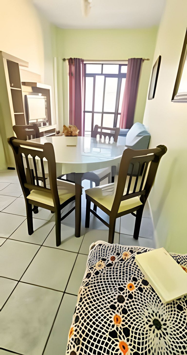 Apartamento Pé na Areia com Ar a 100m da Praia