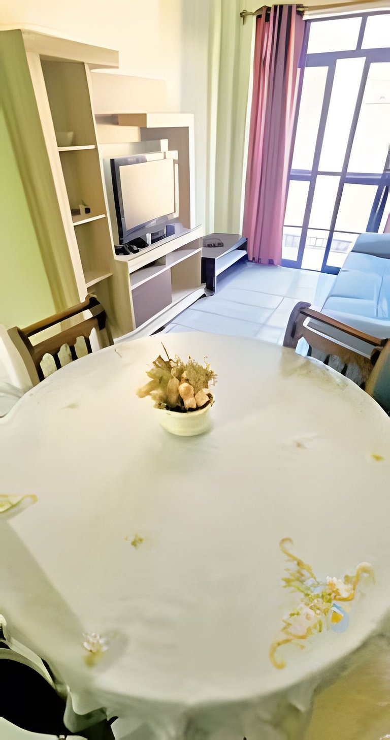 Apartamento Pé na Areia com Ar a 100m da Praia