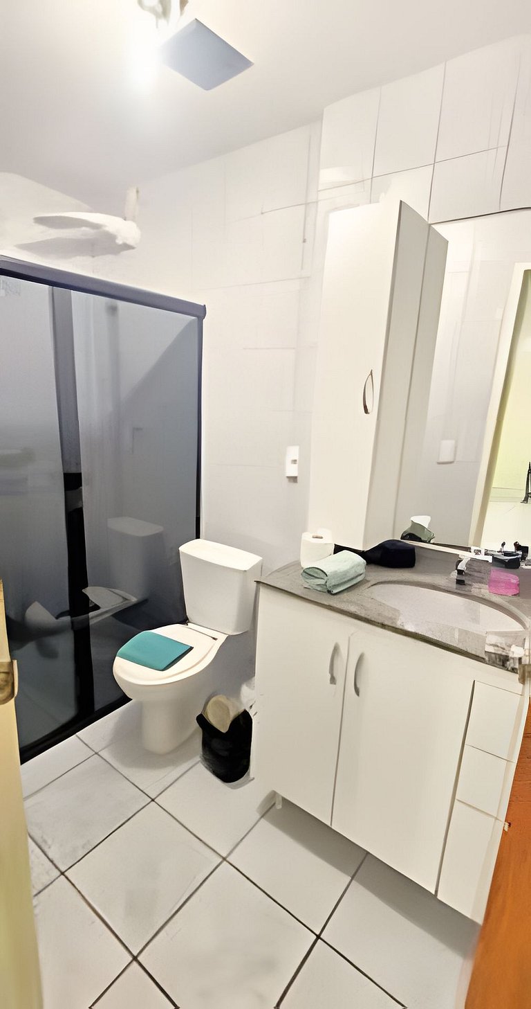 Apartamento Pé na Areia com Ar a 100m da Praia