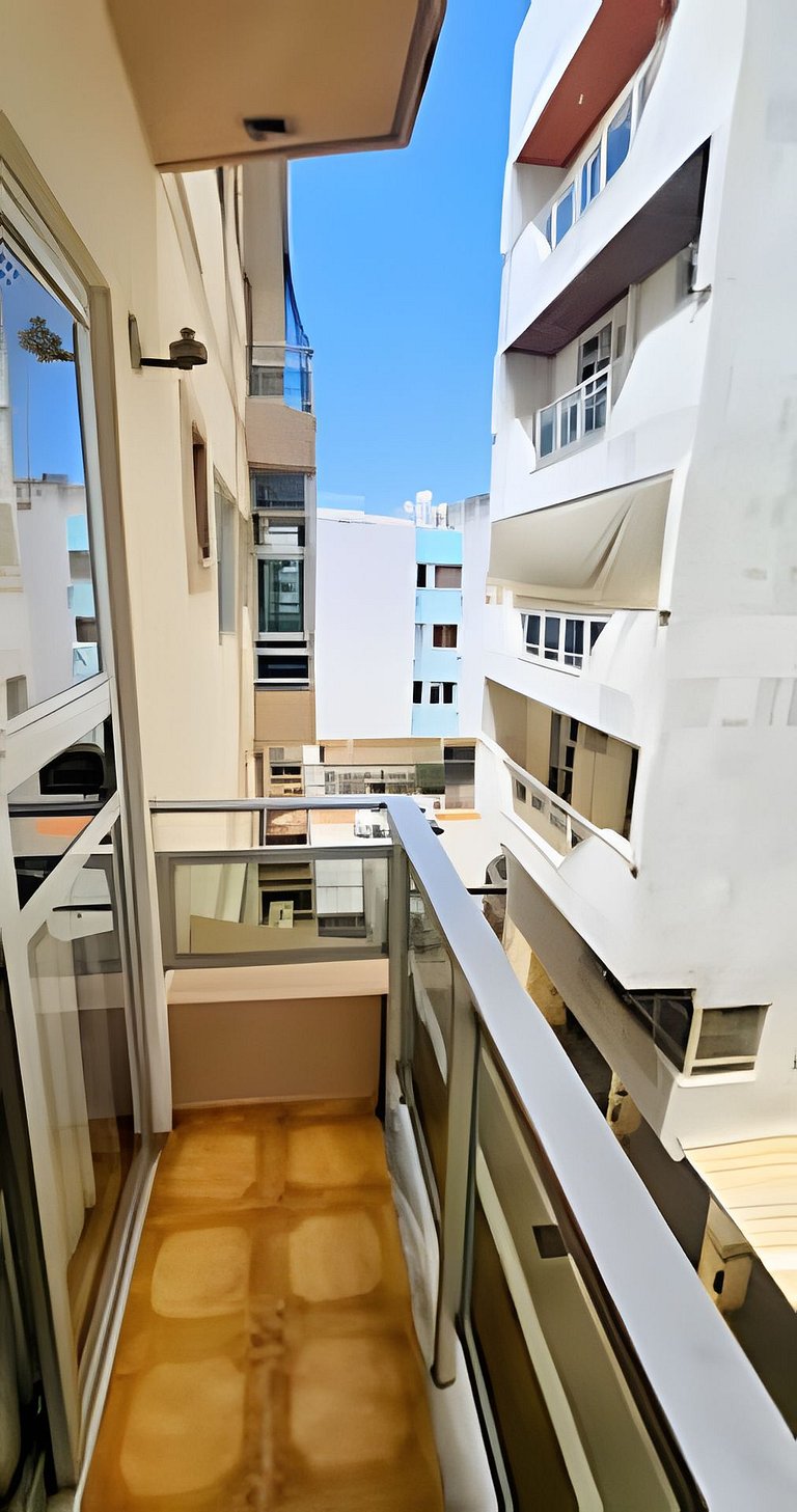 Apartamento Pé na Areia 3 Quartos Praia do Forte!