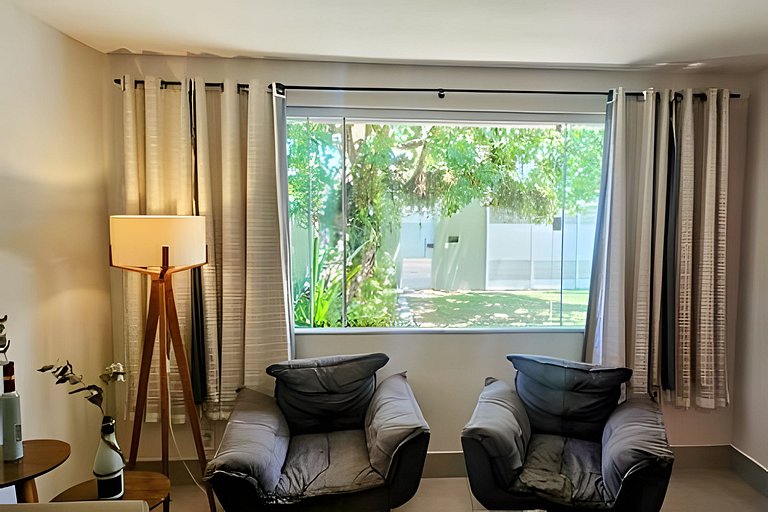 Casa Ampla com Jacuzzi à 500m Praia do Forte