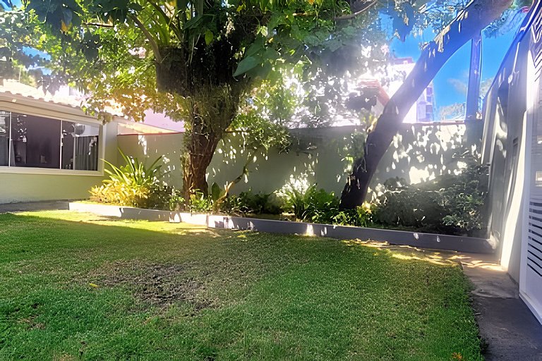 Casa Ampla com Jacuzzi à 500m Praia do Forte