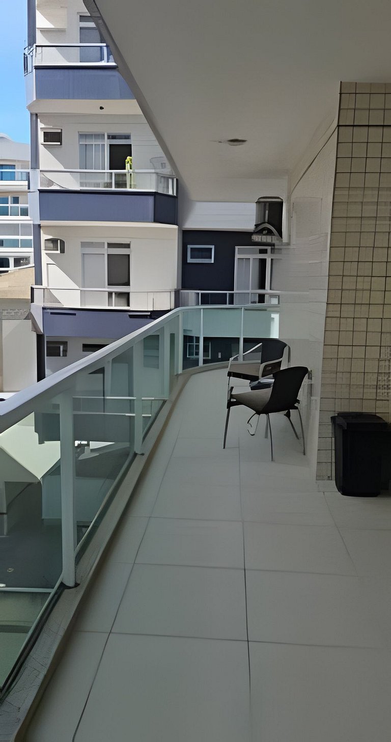 Apartamento moderno a 500m da Praia do Forte