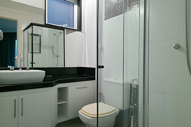 Ap Amplo 3 Quartos • 8 Pessoas • 1km da Praia