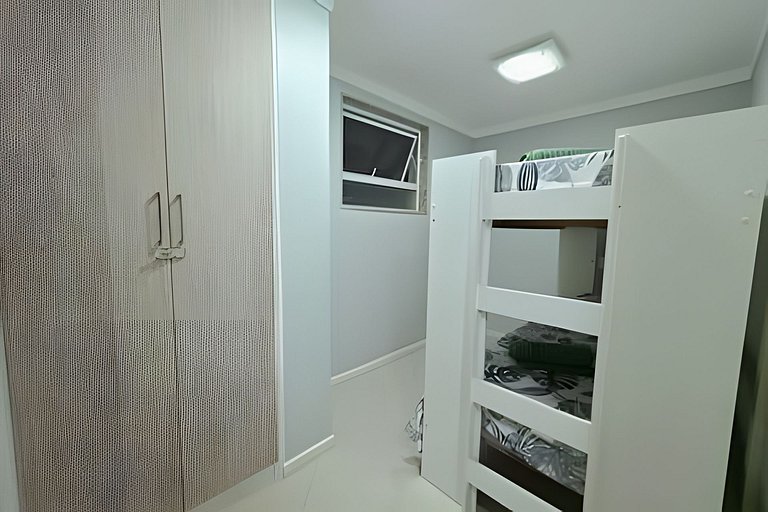 Ap Amplo 3 Quartos • 8 Pessoas • 1km da Praia