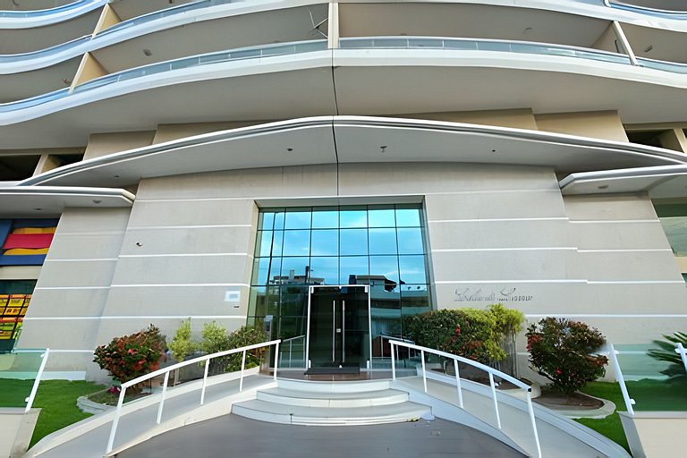 Ap Amplo 3 Quartos • 8 Pessoas • 1km da Praia