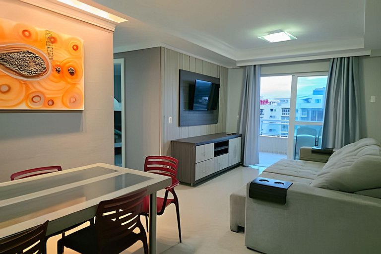 Ap Amplo 3 Quartos • 8 Pessoas • 1km da Praia