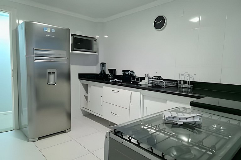 Ap Amplo 3 Quartos • 8 Pessoas • 1km da Praia