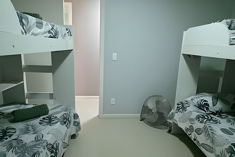 Ap Amplo 3 Quartos • 8 Pessoas • 1km da Praia