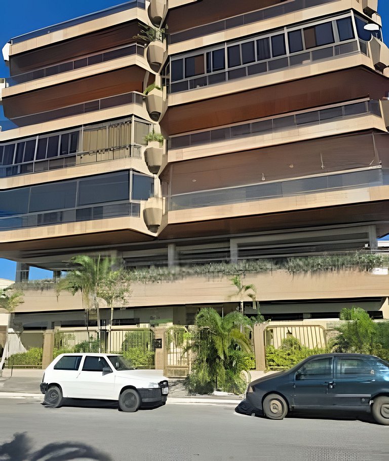 Apto Amplo com Piscina | 250m Praia das Dunas